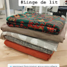 BLANCHISSERIE-NETTOYAGE LINGE DE MAISON - CHEZ PRESSING AQUALOGIA NIMES