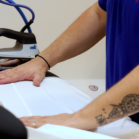 PRESSING A DOMICILE - SERVICE LIVRAISON CHEZ PRESSING AQUALOGIA NIMES