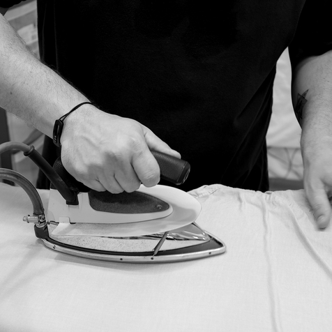 PRESSING CHEMISE ET PRESSING POLO CHEZ PRESSING AQUALOGIA NIMES