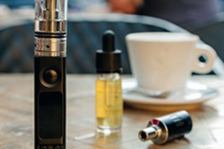 Aromanîmes • cigarettes électroniques, e-liquides et produits CBD en centre-ville (® site Aromanimes)