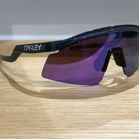 Masque solaire Oakley CHEZ LA BINOCLE NIMOISE A NIMES-MONTPELLIER-UZES-ALES-AVIGNON-ARLES