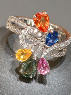 Bijouterie Thomas Joaillier Nîmes •  bijoux, joaillerie, montres • service de création et de réparation.(® SAAM-fabrice Chort)