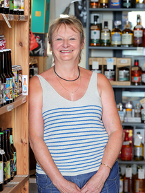 Au 429 idées à Codognan • épicerie fine et boutique d'artisanat local gérée par Sylvie Vandeputte  (® SAAM-fabrice Chort)