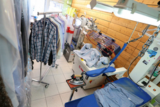 Pressing Nîmes Ville Active Clean Up nettoie, repasse et retouche vos vêtements et linge de maison (® SAAM-fabrice Chort)